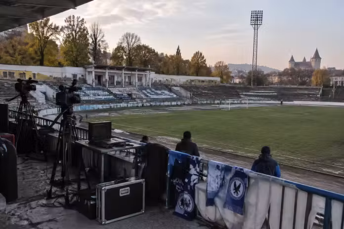 Film despre Mircea Lucescu, pregătit la Hunedoara. Filmări cu gloriile Corvinului