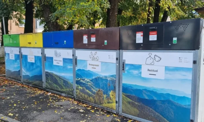 Noile containere pentru deșeuri, funcționale în mai multe puncte din Hunedoara